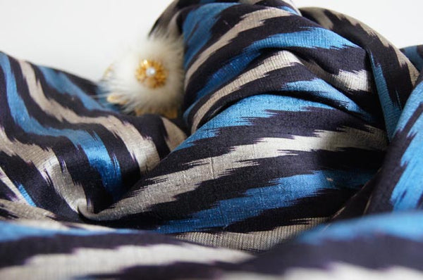 Contemporary Design 100% Pure Thai Silk - The Zigzag Pattern in Electric Blue, black and silver